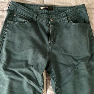 Levi’s Mid Rise Jeans